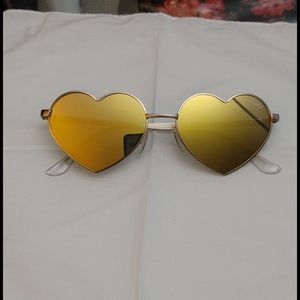 Quay Heart Sunglasses